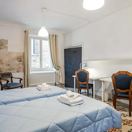 Appartamento Valbona Nel Cuore Di Urbino Exterior foto